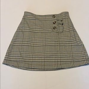 DONATED—❣️Plaid girls skirt ❣️